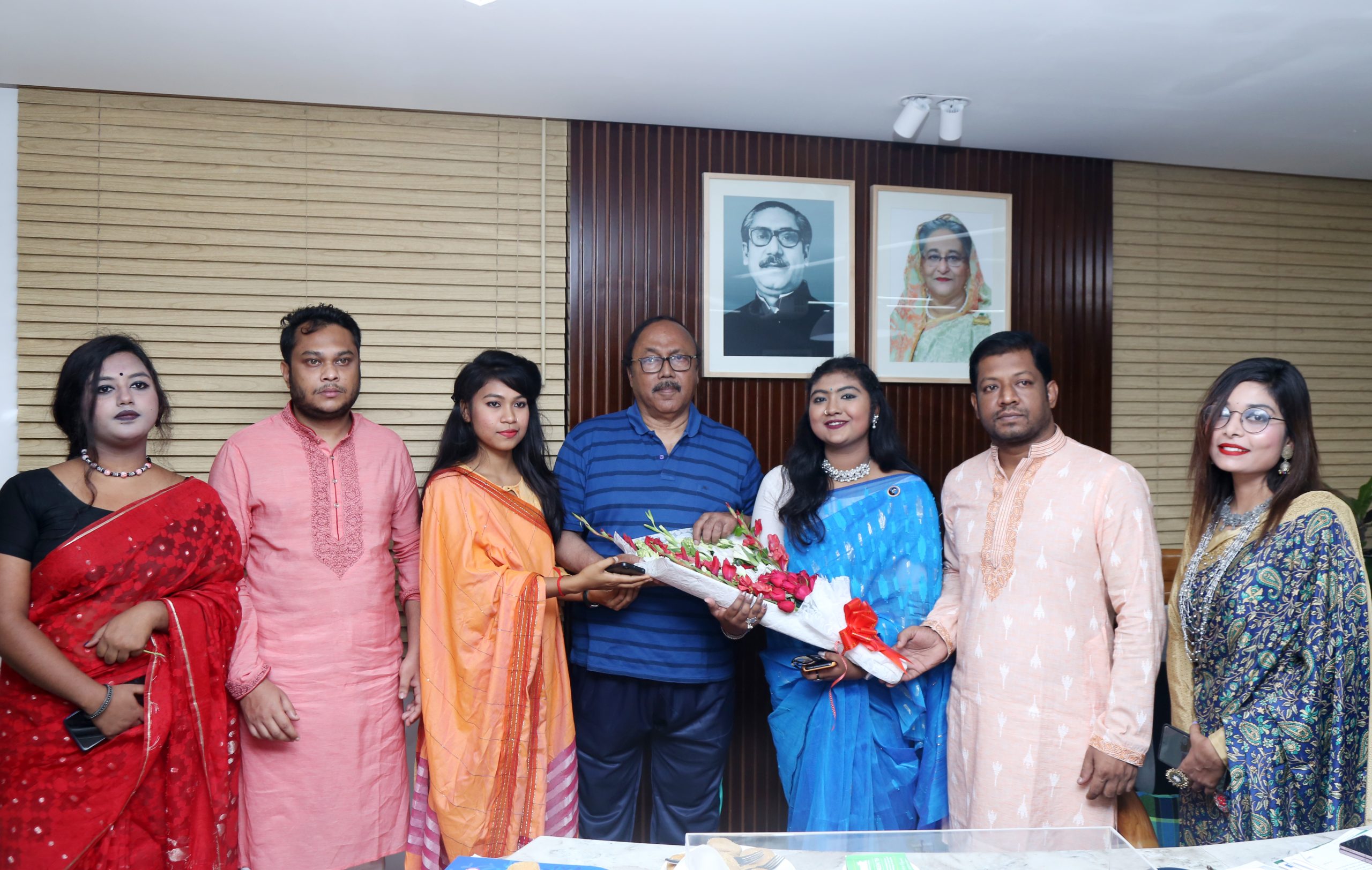 রাসিক মেয়র লিটনের সাথে রাবির হল শাখা ছাত্রলীগ নেতৃবৃন্দের সাক্ষাৎ