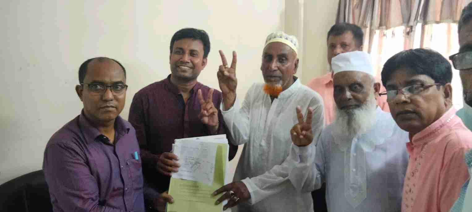 রাসিকের ১৯ নং ওয়ার্ডের কাউন্সিলর প্রার্থী সুমনের মনোনয়ন পত্র দাখিল